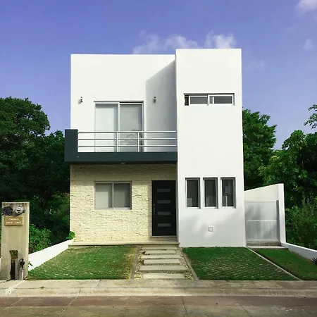 Hermosa Casa Vacacional Puerto Morelos